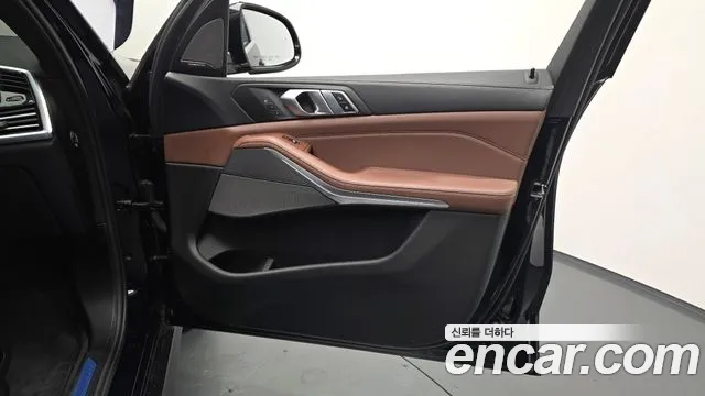BMW X5 2019 thumb 7