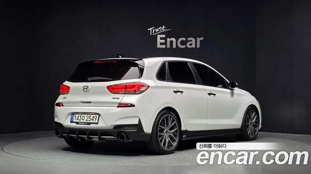 Hyundai i30 2016 thumb 11