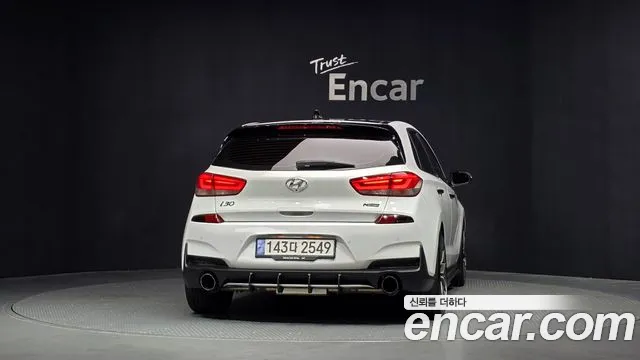 Hyundai i30 2016 thumb 8