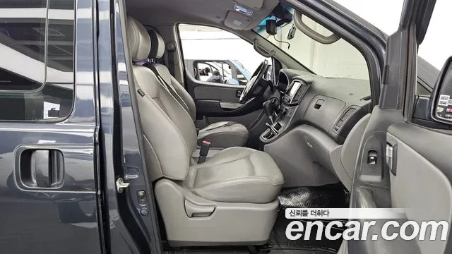 Hyundai Staria 2016 thumb 9