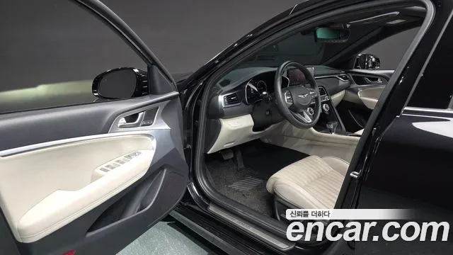 Genesis G70 2022 thumb 4