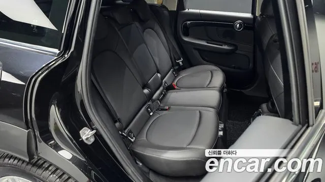 Mini Cooper Countryman 2023 thumb 10