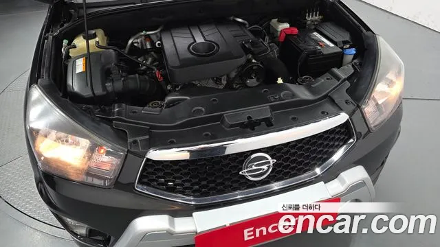 KGM Korando 2015 thumb 3