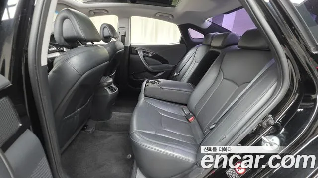 Hyundai Grandeur 2014 thumb 3