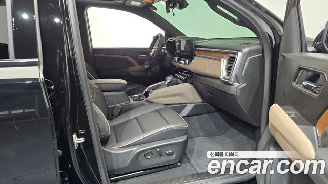 GMC Canyon 2026 thumb 8