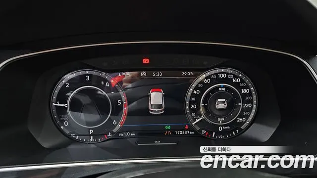 Volkswagen Tiguan 2018 thumb 4