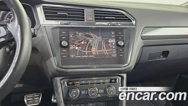 Volkswagen Tiguan 2018 thumb 10