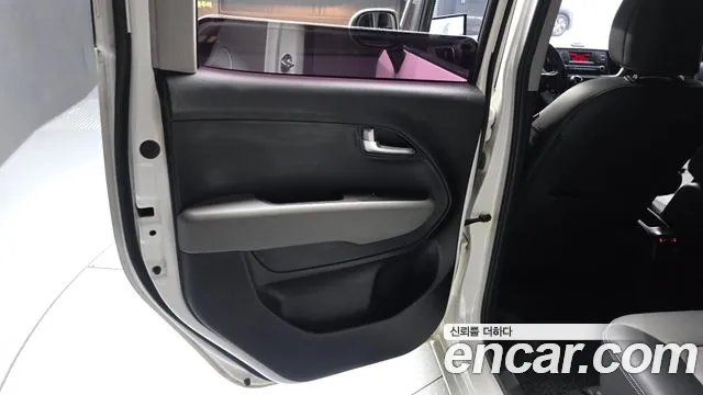 Kia Ray 2019 thumb 10