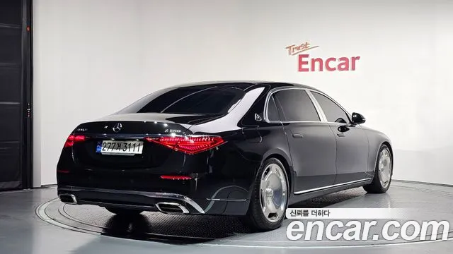 Mercedes-Benz S-Class 2023 thumb 9