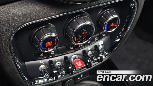 Mini Cooper Clubman 2020 thumb 5