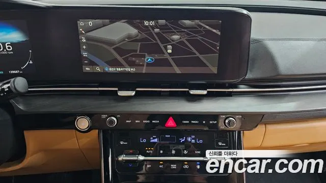 Kia Carnival 2021 thumb 5