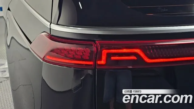Kia Carnival 2021 thumb 6