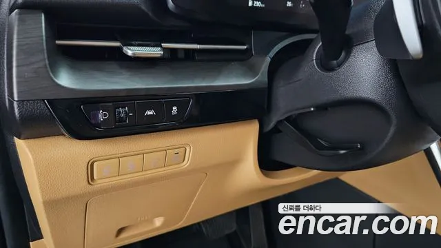 Kia Carnival 2021 thumb 8