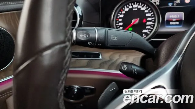 Mercedes-Benz E-Class 2019 thumb 6