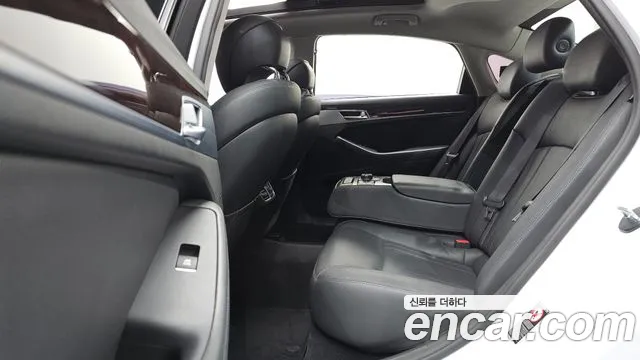 Hyundai Genesis 2015 thumb 2