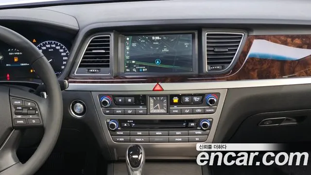 Hyundai Genesis 2015 thumb 4