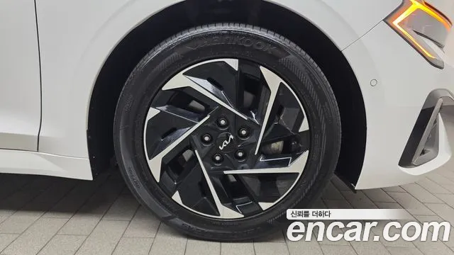 Kia K5 2024 thumb 3