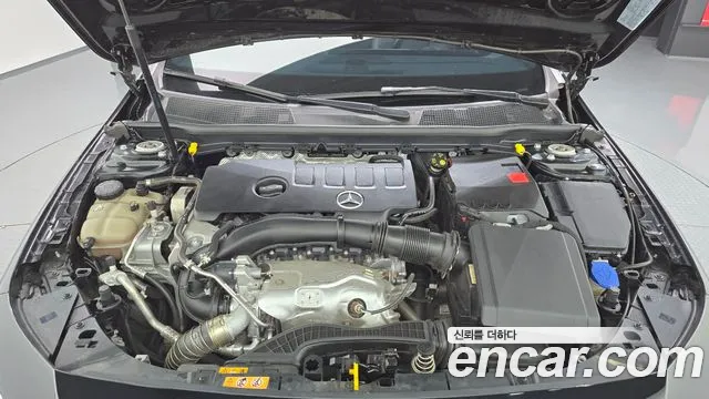 Mercedes-Benz A-Class 2020 thumb 8