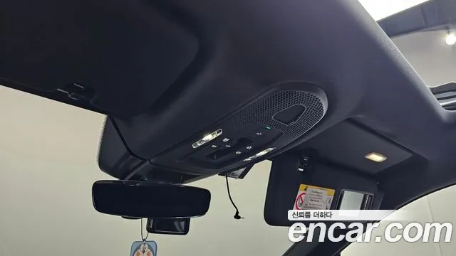 Porsche Cayenne 2024 thumb 9