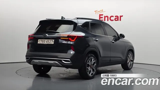 Kia Seltos 2020 thumb 4