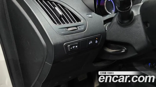 Hyundai Tucson 2011 thumb 11