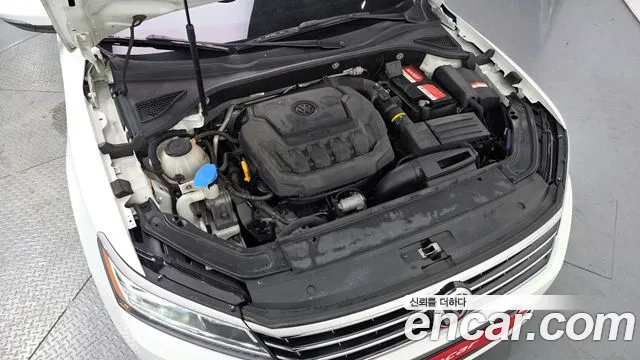 Volkswagen Passat 2018 thumb 9
