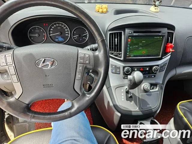 Hyundai Staria 2018 thumb 8
