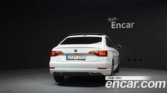 Volkswagen Jetta 2021 thumb 12