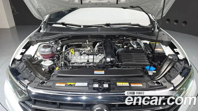 Volkswagen Jetta 2021 thumb 11