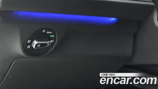 Volkswagen Jetta 2021 thumb 6