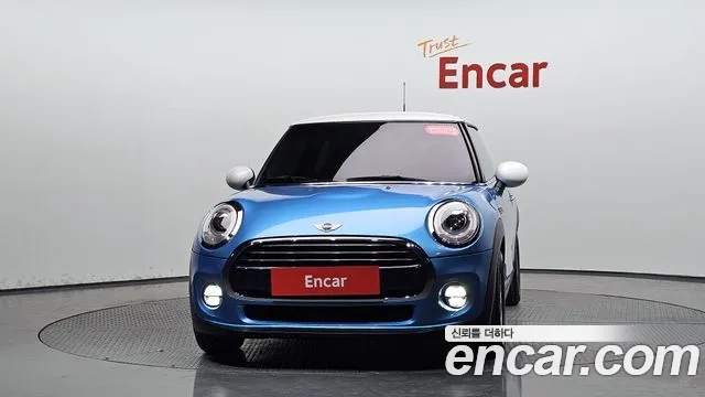 Mini Cooper 2018 thumb 2
