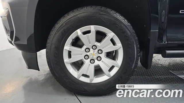 Chevrolet Colorado 2021 thumb 12
