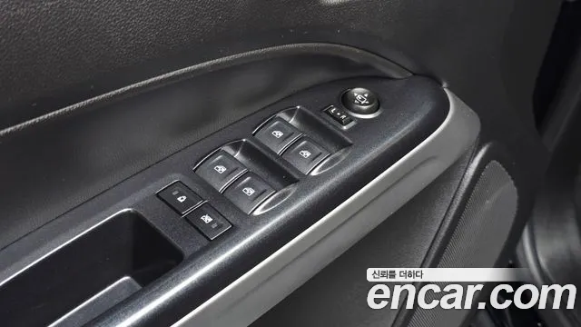 Chevrolet Colorado 2021 thumb 2