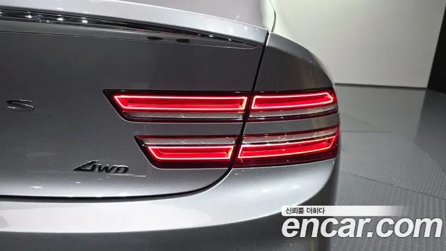 Genesis G80 2024 thumb 10