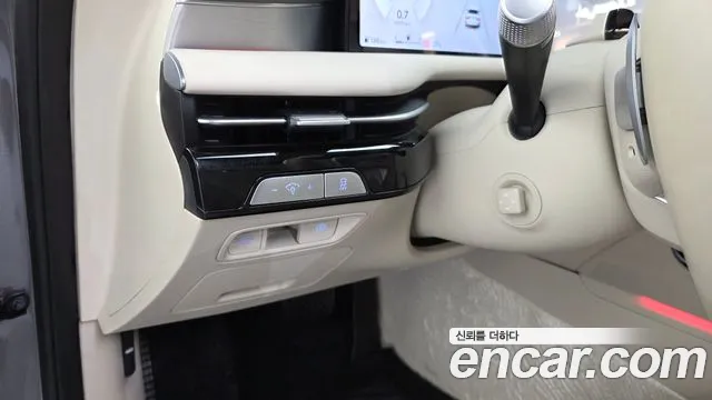 Genesis G80 2024 thumb 2