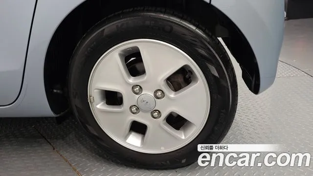 Kia Ray 2013 thumb 11