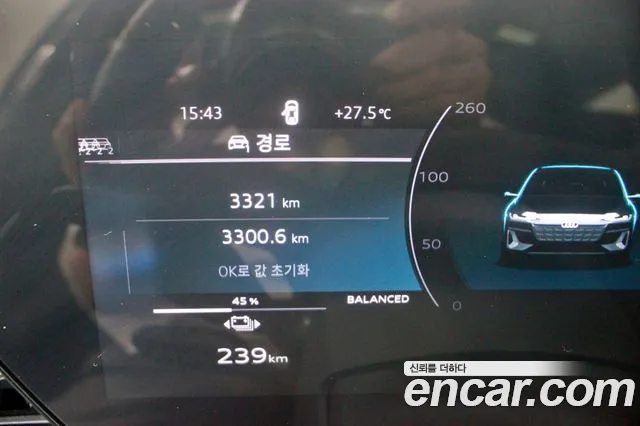 Audi A6 e-tron 2025 thumb 3