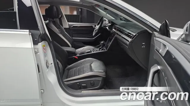 Volkswagen Arteon 2022 thumb 3