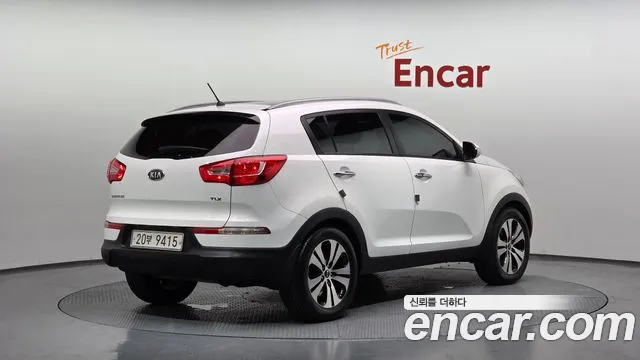Kia Sportage 2011 thumb 11