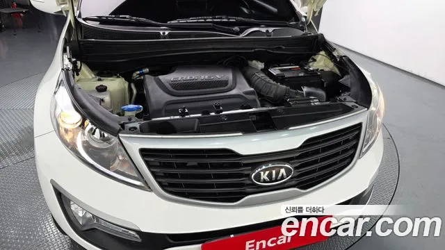 Kia Sportage 2011 thumb 8