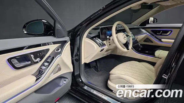 Mercedes-Benz S-Class 2025 thumb 2