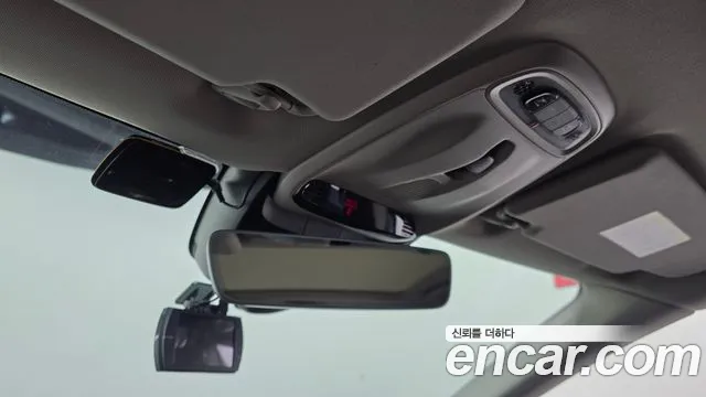 Volvo V40 2015 thumb 11
