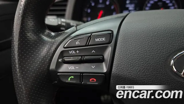 Hyundai Avante 2017 thumb 4