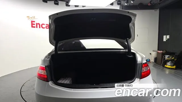 Hyundai Grandeur 2015 thumb 5