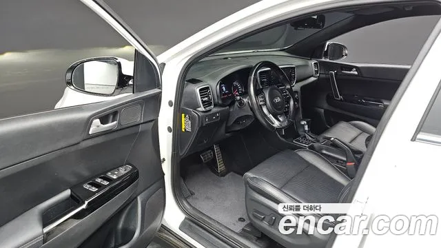 Kia Sportage 2018 thumb 11
