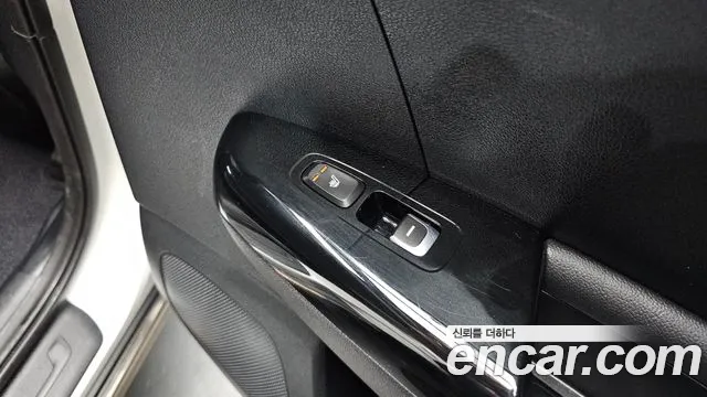 Kia Sportage 2018 thumb 3