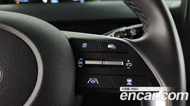 Hyundai Staria 2024 thumb 5
