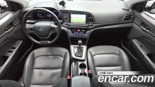 Hyundai Avante 2015 thumb 3