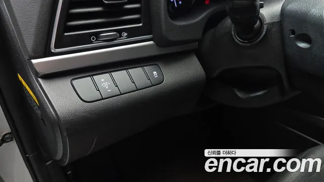 Hyundai Avante 2015 thumb 9