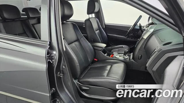 KGM Korando 2016 thumb 2